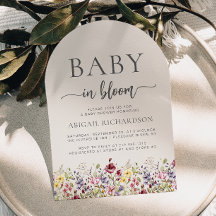 Baby in Bloom ワイルドフラワーベージュアーチベビーシャワー