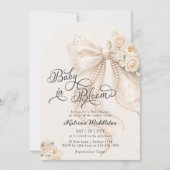 Baby in Bloom Elegant Bow Baby Shower 招待状 (正面)