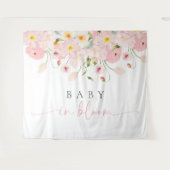 Baby In Bloom Pink Baby Shower タペストリー (正面(横))