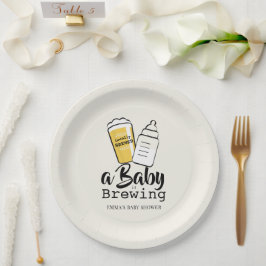 Baby is Brewing Beer Baby Bottle Beige Baby Shower ペーパープレート