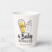 Baby is Brewing Beer Baby Bottle Pink Baby Shower 紙コップ (正面)