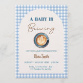 Baby is Brewing Coffee Baby Shower Blue Gingham  招待状 (正面)