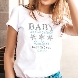 Baby It's Cold Outside Boys 冬のベビーシャワー Tシャツ