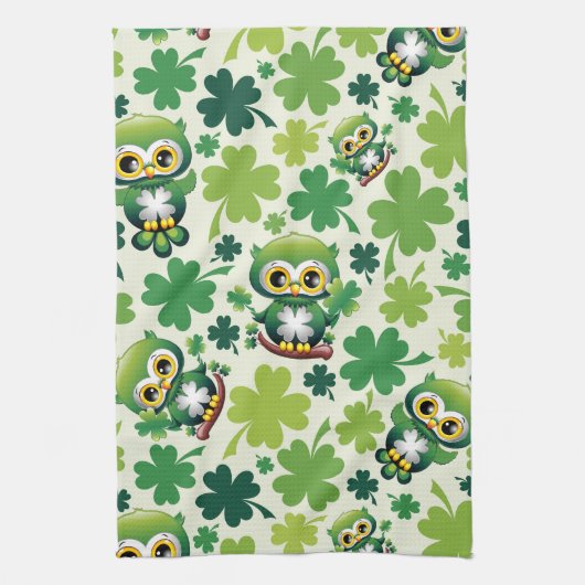 Baby Owl Cute St Patrick Cartoon キッチンタオル (縦)