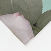 Baby Pink Roses With Sage Green Leaves フリースブランケット (角)