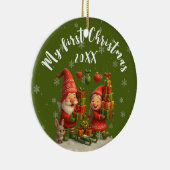 Baby’s First Christmas Green - Cute Holiday Gnomes セラミックオーナメント (右)