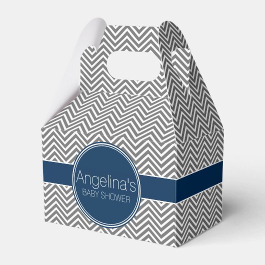 Baby Showerのお気に入りChevrons パーソナライズされた Name フェイバーボックス (正面サイド)