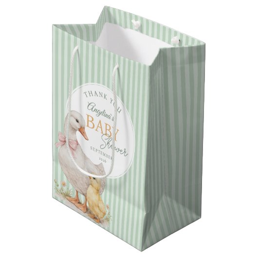 Baby Shower Gift Bags Mother Goose and Gosling. ミディアムペーパーバッグ (正面アングル)