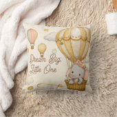 baby shower pillow | nursery decor | exploring クッション (ブランケット)