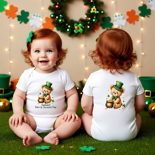 Baby's 1st St. Patrick's Day, Pot o’ Giggles ベビーボディスーツ