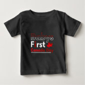 Babys first Canada day ベビーTシャツ (正面)