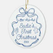 Babys First Christmas Blue Ribbon Whimsical Doodle セラミックオーナメント (左)