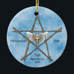Baby's First Yule Moth and Pentagram セラミックオーナメント<br><div class="desc">Yule,  the Winter Solstice,  is celebrated by many Pagans and Wiccans and this ornament is made to help celebrate your little one's 1st Yule!
Thank you to Polina Tankilevitch at Pexel for the stock baby picture!</div>