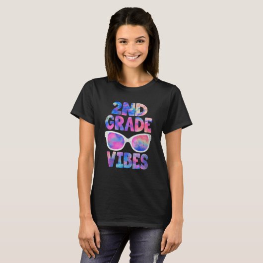 Back To School 2nd Grade Vibes First Day Teacher Tシャツ (正面フル)