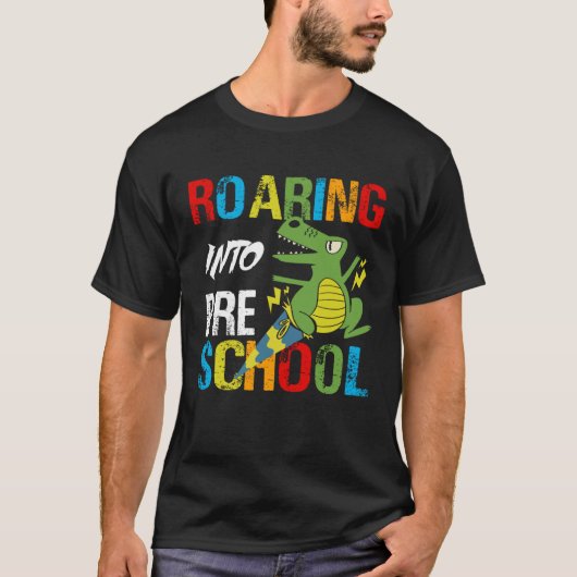 Back to School Dino Roaring Into Preschool Dinosa Tシャツ (正面)