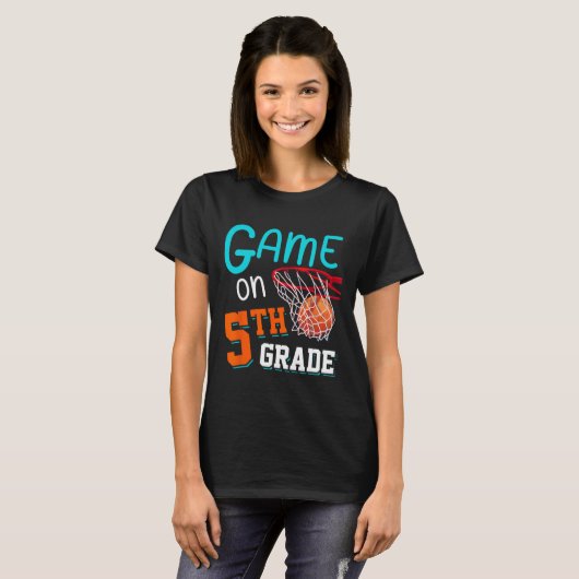 Back To School Game On 5th Grade Fun Basketball Ki Tシャツ (正面フル)