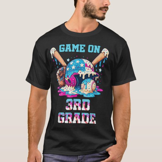 Back To School Game On Third Grade Baseball First  Tシャツ (正面)