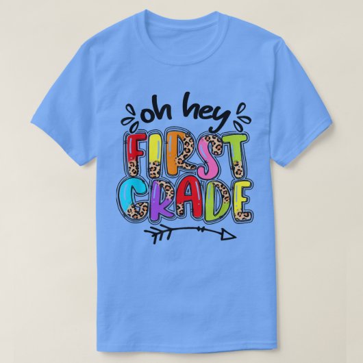 Back To School Leopard 1st Grade Squad First Grade Tシャツ (デザイン正面)