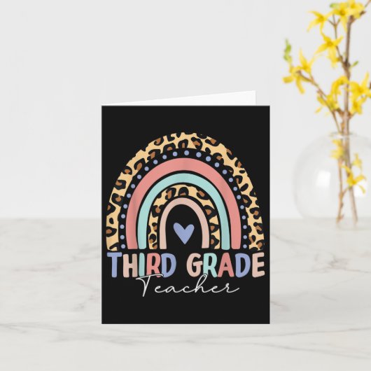 Back To School Rainbow Leopard Third Grade Teacher カード (黄色い花)