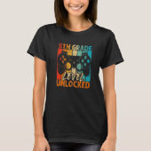 Back To School Retro 5th Grade Level Unlocked Vide Tシャツ (正面)