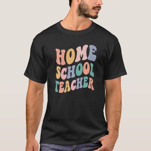 Back To School Teacher Groovy Retro Homeschool Tea Tシャツ (正面)