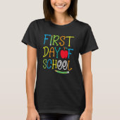 Back To School Teacher Student Happy First Day Of Tシャツ (正面)