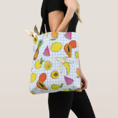 Background with juicy fruits. Seamless fruit patte トートバッグ (クローズアップ)