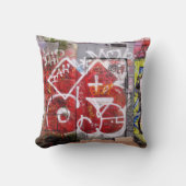 Backstreetの細道の落書き クッション (正面)