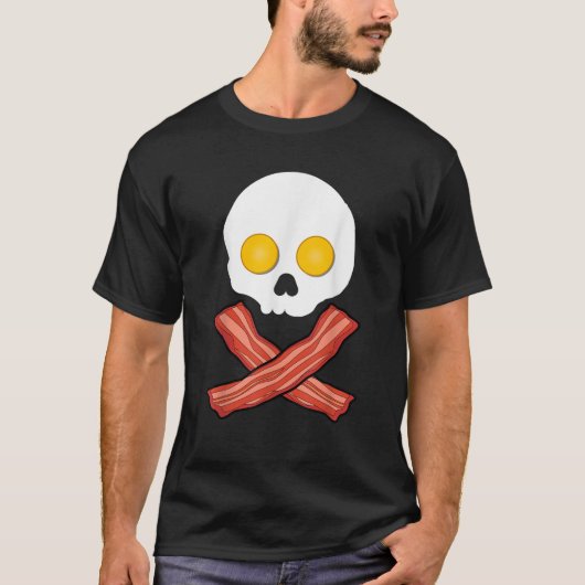 Bacon and Eggs Skull Crossbones Funny Fried Breakf Tシャツ (正面)