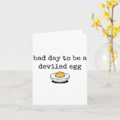 Bad Day To Be A Deviled Egg Funny Thanksgiving Dev カード (黄色い花)