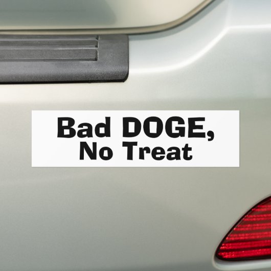 Bad DOGE, No Treat バンパーステッカー (車上)