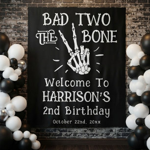 Bad Two The Bone! ハロウィン2歳の誕生日パーティー タペストリー