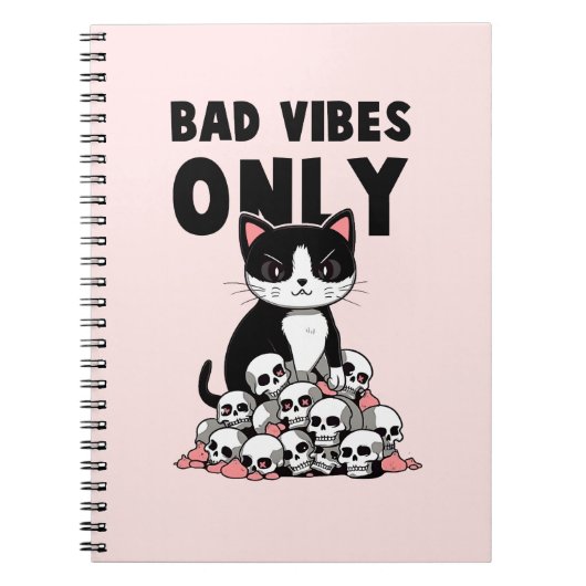 Bad Vibes Only – 猫とスカル ノートブック (正面)