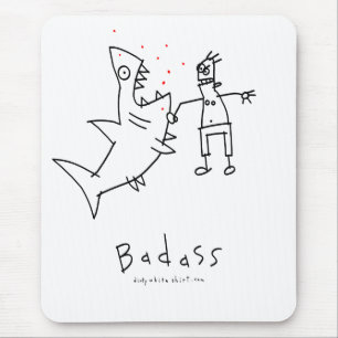 Badassの鮫の穿孔器 マウスパッド