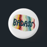 BADASSカラフルおもしろいカッコいい手錠 缶バッジ<br><div class="desc">飾このボタンでカッコいいの服装。引っ越し祝いパーティー素晴らしか誕生日か結婚プレゼント！そこカスタマイズで文字も追加。私の店にもっと色や柄をチェックしなさい！お前ももし何か欲しいカスタムって。</div>