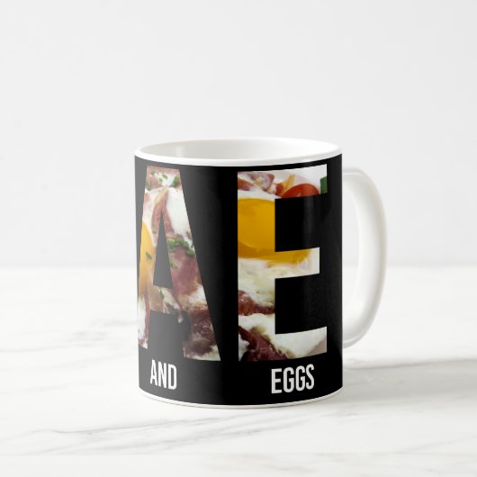 BAEのベーコン・エッグ コーヒーマグカップ (正面右)
