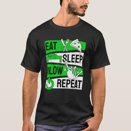 Bagpipe Bagpipes Eat Sleep Blow Repeat Tシャツ (正面)
