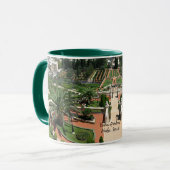 Bahai Gardens in Haifa, Israel マグカップ (正面左)