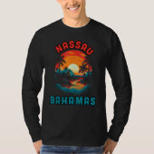 Bahamas Tropical Sunset beach Souvenir Vacation Tシャツ (正面)