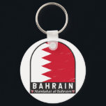 Bahrain Flag Emblem Distressed Vintage キーホルダー<br><div class="desc">Bahrain distressed emblem featuring the flag and coat of arms.</div>