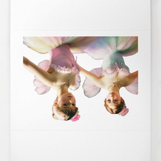 Bailarinas con tutús de colores suaves 三つ折りカード (裏面)