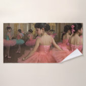 Bailarinas en una gran sala de estilo rocóco バスタオル (バスタオル)