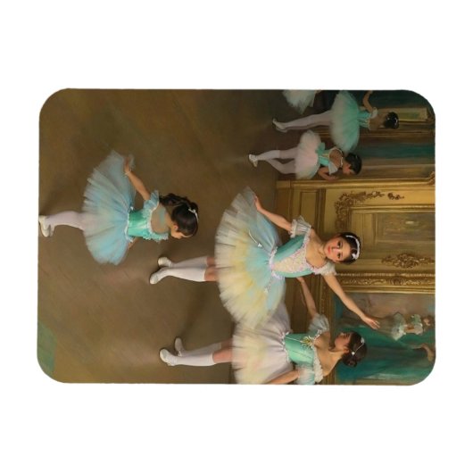 Bailarinas esperando para actuar マグネット (横)