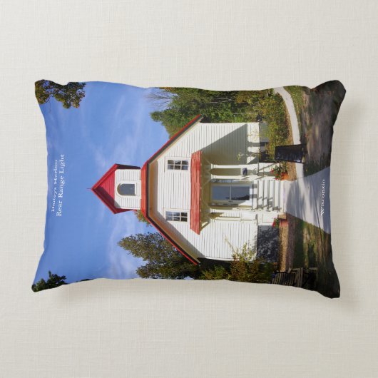 Baileys Harbor Rear Range Light Accent Pillow アクセントクッション (裏面)