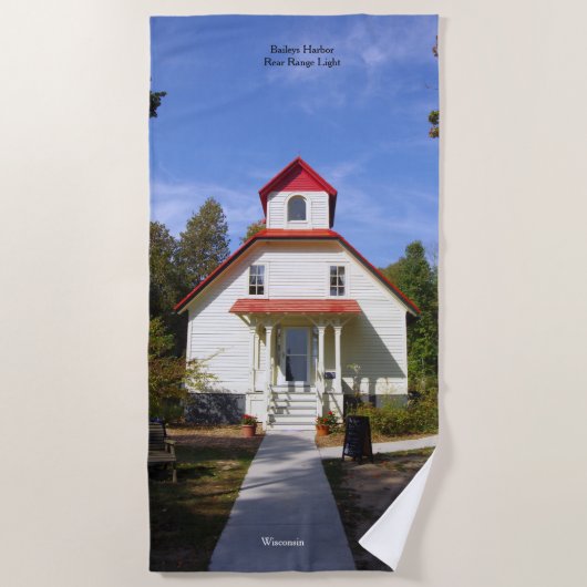 Baileys Harbor Rear Range Light beach towel ビーチタオル (正面)