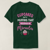 Bake Baking Cupcake Muffin Tシャツ (デザイン正面)
