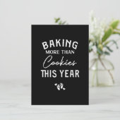 Baking More Than Cookies Christmas Xmas Pregnancy 招待状 (スタンド正面)
