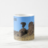 Balanced Rock Idaho写真 コーヒーマグカップ (中央)