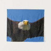Bald Eagle Flyby Up Close タペストリー (正面(横))