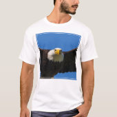 Bald Eagle Flyby Up Close Tシャツ (正面)